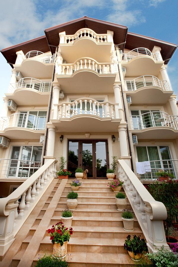 Pharaon De Lux Hotel Zatoka Kültér fotó