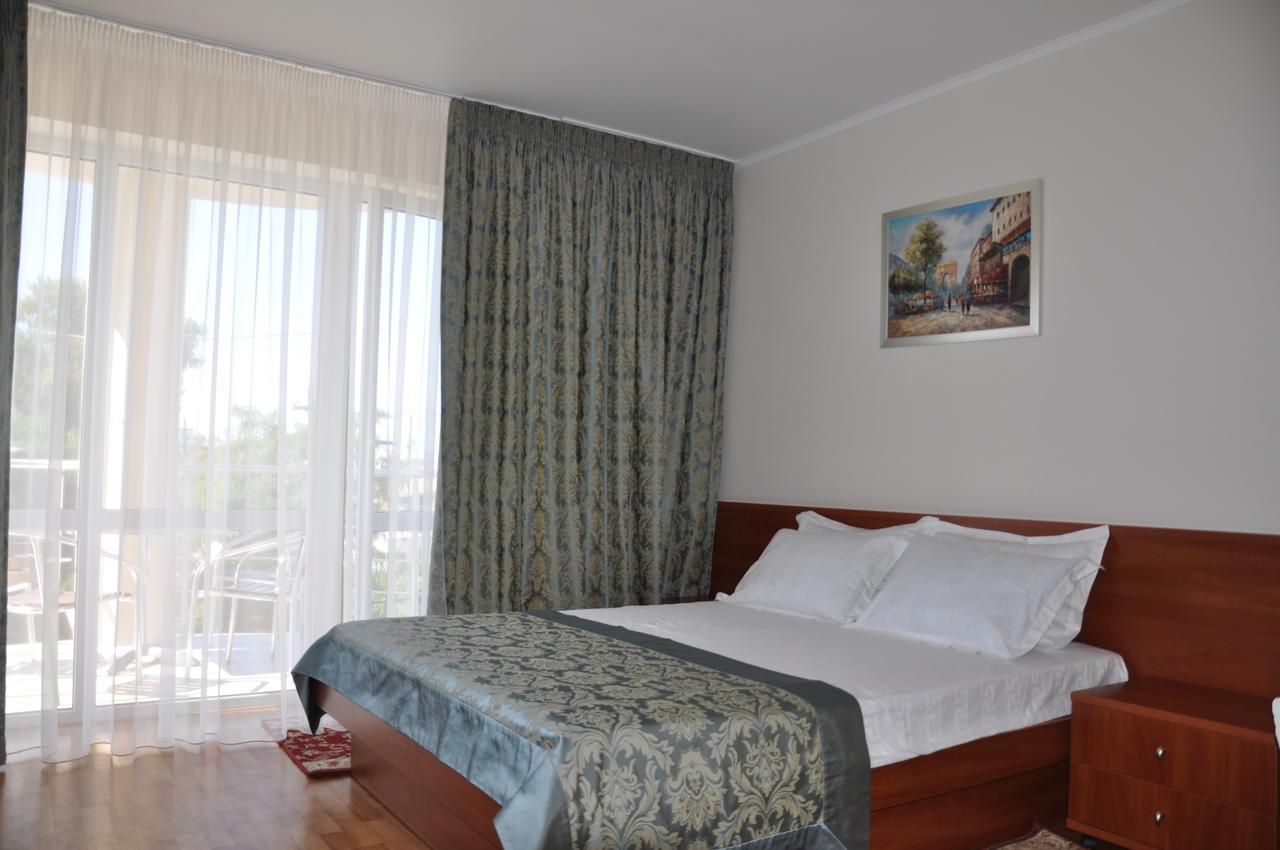 Pharaon De Lux Hotel Zatoka Kültér fotó
